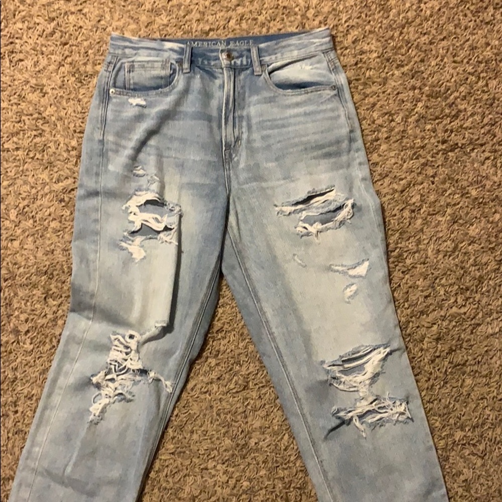 American Eagle Mom Jeans
